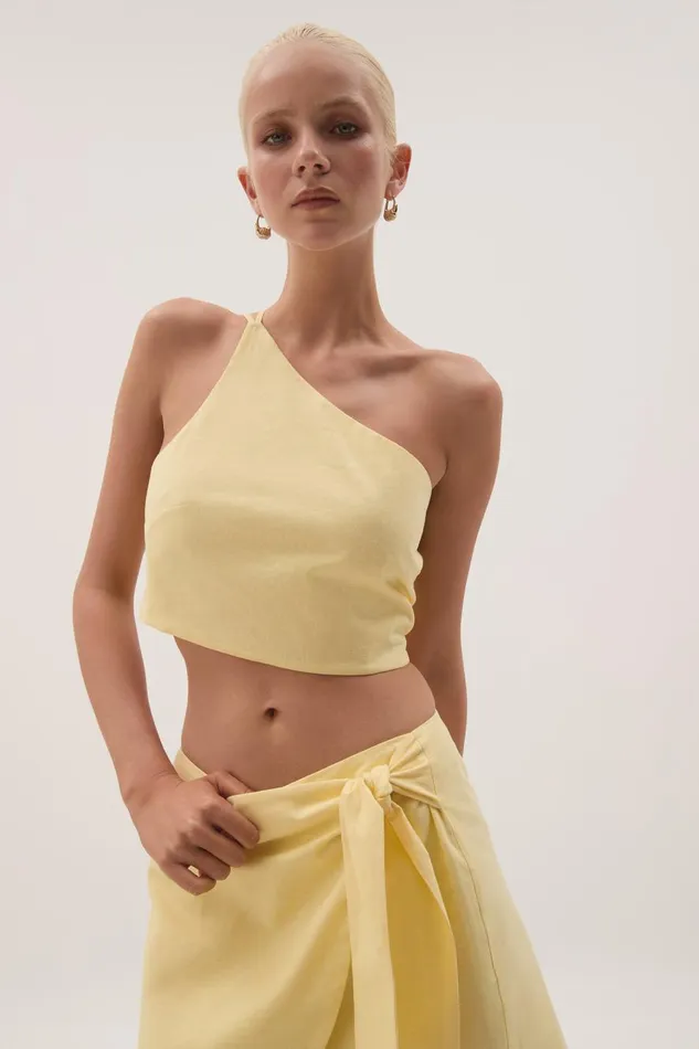 Aje Tops Eden Tie Back Top Lemon 8211 Women