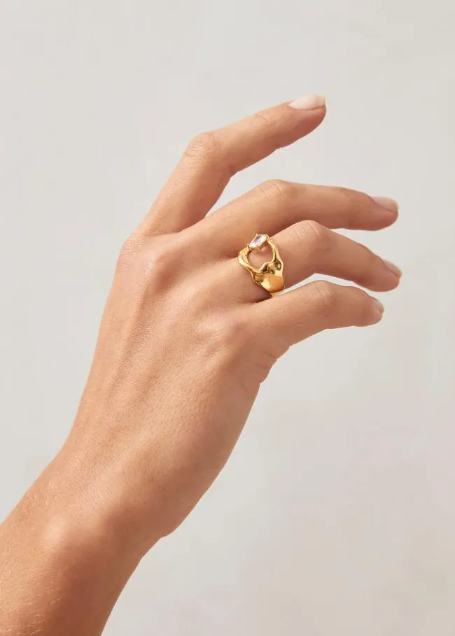 ALOHAS Jewelry Cortex 8211 Gold And Crystal Ring 8211 Women