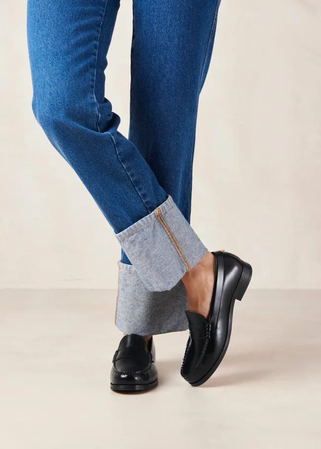 ALOHAS Loafers Rivet 8211 Black Leather Loafers 8211 Women