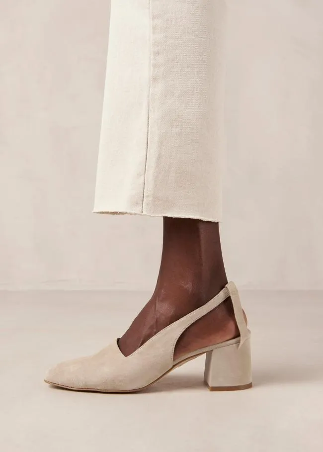 ALOHAS Mules Charlotte 8211 Beige Suede Pumps 8211 Women