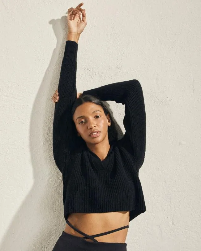 ALOHAS Sweaters and Cardigans Airliner 8211 Black Knit Top 8211 Women