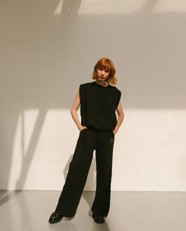 ALOHAS Sweaters and Cardigans Corretto 8211 Black Cotton Top 8211 Women