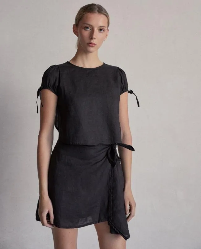 ALOHAS Tops Dreamland 8211 Black Linen Top 8211 Women