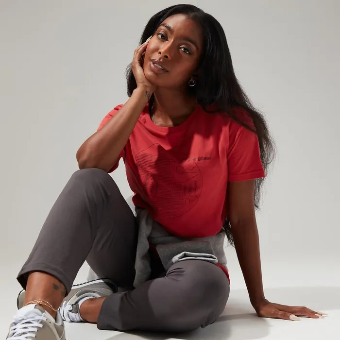 Berghaus TShirts Linear Landscape Super Stretch Tee Red 8211 Women