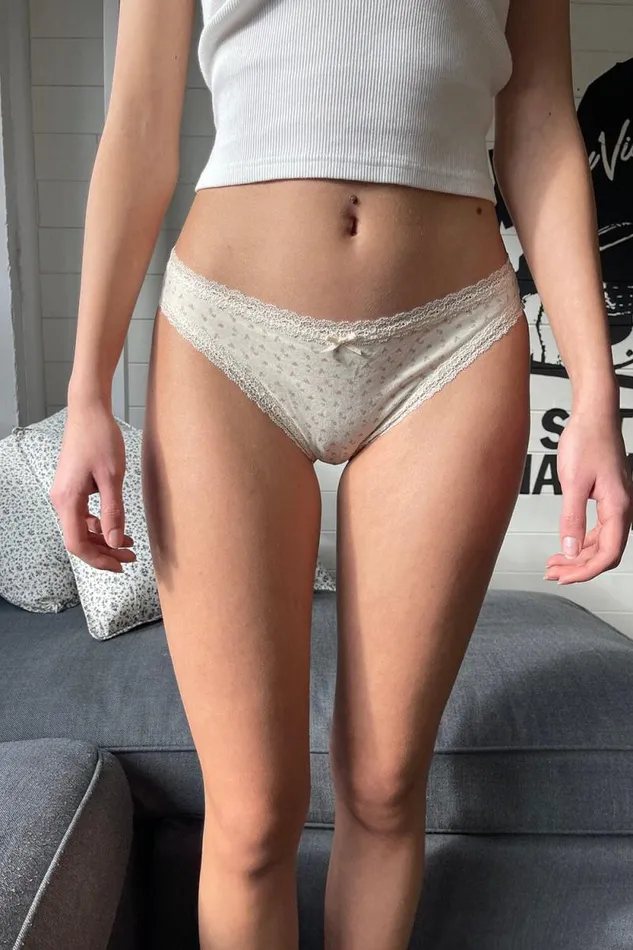 Brandy Melville Matching Sets Floral Underwear Ivory With Rose Pink Floral 8211 Women