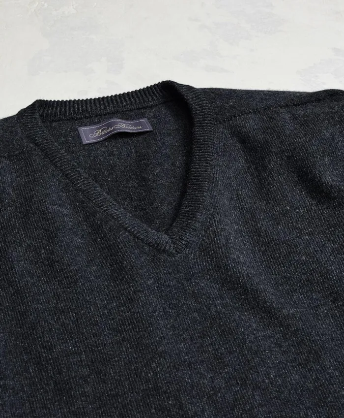 Brooks Brothers Sweaters Golden Fleece 3D Knit Cashmere VNeck Sweater Charcoal 8211 Men Brooks Brothers Sweaters Golden Fleece 3D Knit Cashmere VNeck Sweater Charcoal 8211 Men