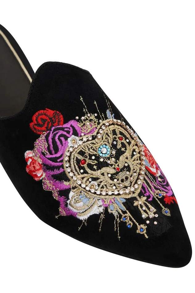 Camilla Shoes Women Embroidered Slipper Solid Black