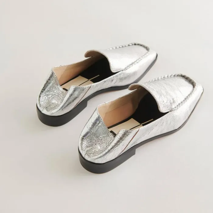 Dolce Vita Beny Flats Silver Distressed Leather Women Flats and Loafers