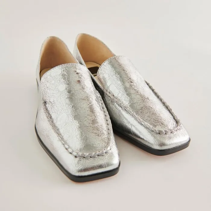 Dolce Vita Beny Flats Silver Distressed Leather Women Flats and Loafers
