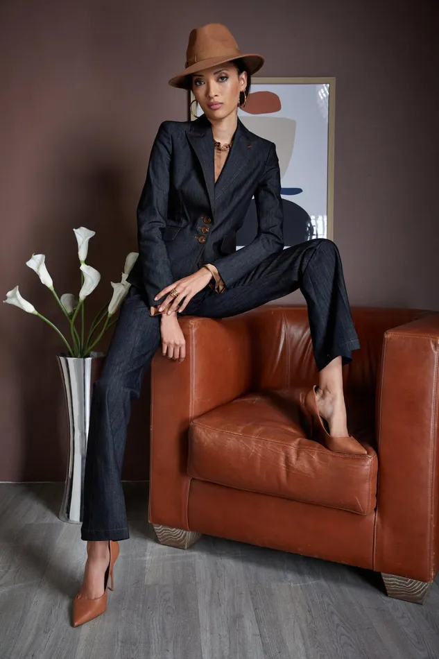 Elie Tahari Jackets and Blazers Denim 3 Button Blazer Indigo 8211 Women