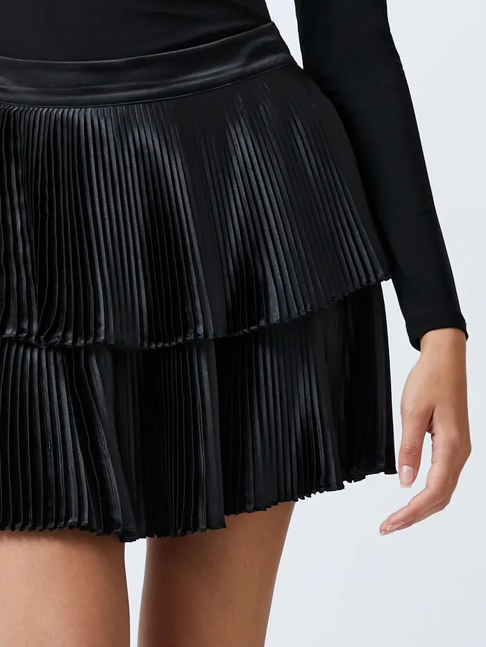 French Connection Ilsa Pleated Mini Skirt Blackout Woman Skirts