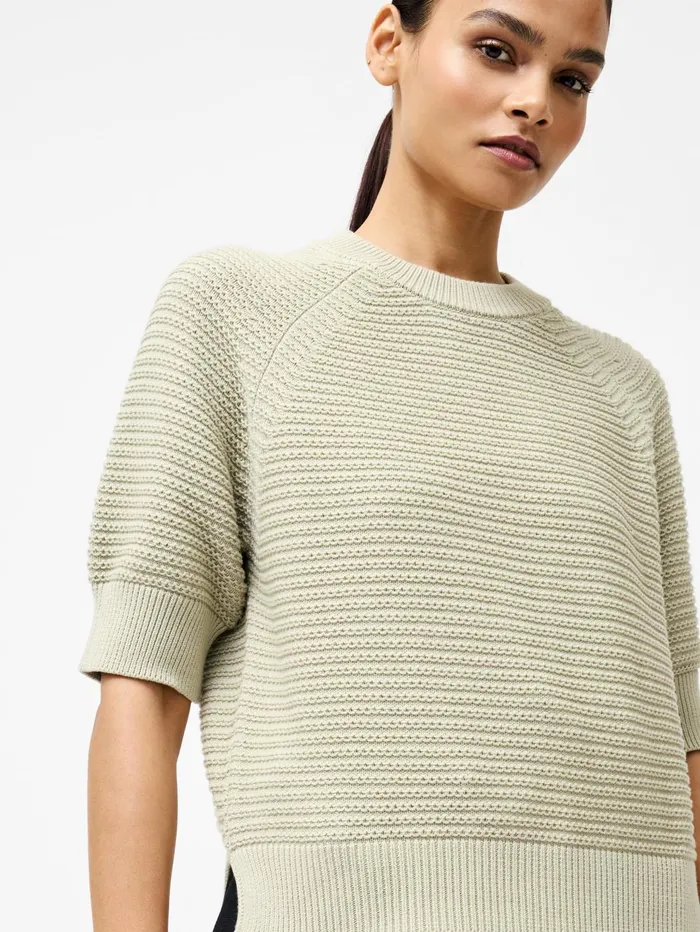 French Connection Lily Crew Neck Short Sleeve Jumper Pistachio Green Woman Jumpers and Cardigans French Connection Lily Crew Neck Short Sleeve Jumper Pistachio Green Woman Jumpers and Cardigans