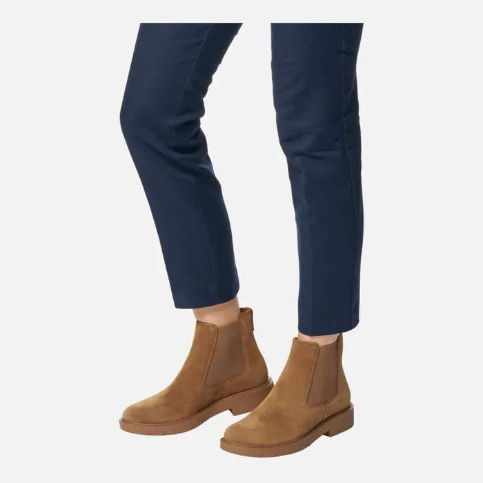 Geox Ankle Boots SPHERICA EC1 WOMAN Mud Chelsea Boots Mud 8211 Woman