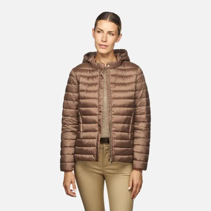 Geox Down Jackets JAYSEN WOMAN Partridge Short Down Jacket Partridge 8211 Woman