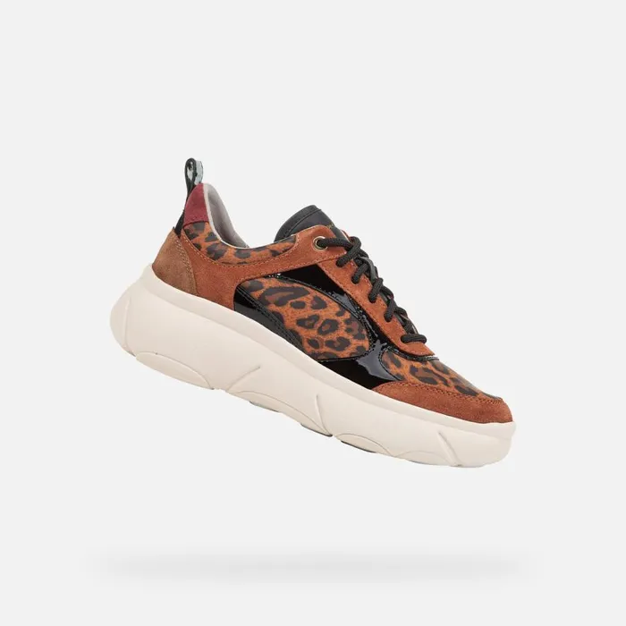 Geox Sneakers NEBULA 20 X WOMAN Cognac Low Top Sneakers Cognac 8211 Woman