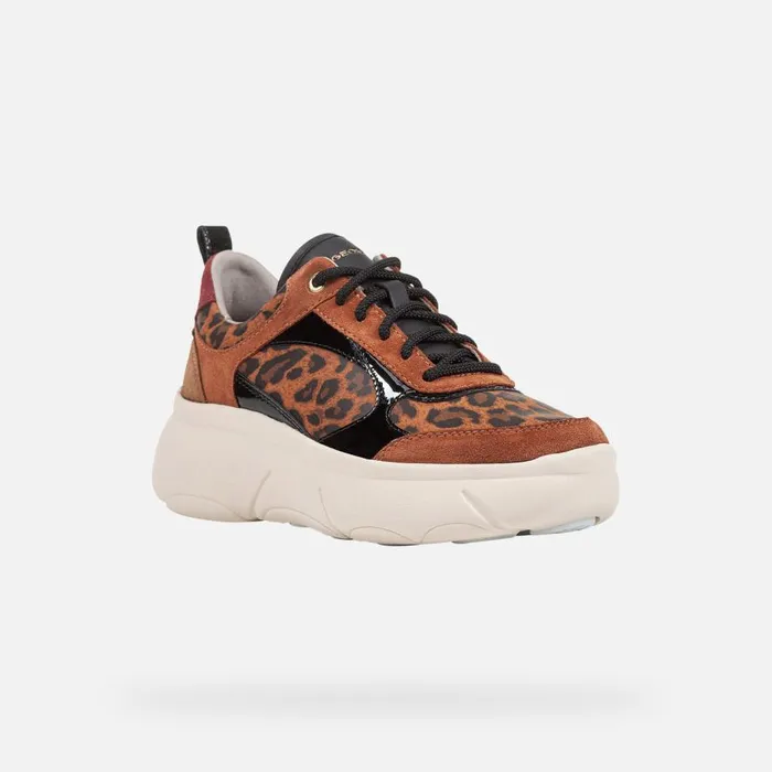 Geox Sneakers NEBULA 20 X WOMAN Cognac Low Top Sneakers Cognac 8211 Woman