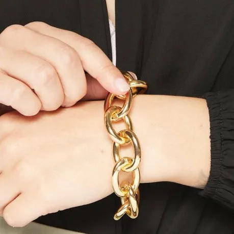 Kenneth Jay Lane Metallic Finish Bracelets Women Gold Chain Toggle Clasp Bracelet Kenneth Jay Lane Metallic Finish Bracelets Women Gold Chain Toggle Clasp Bracelet