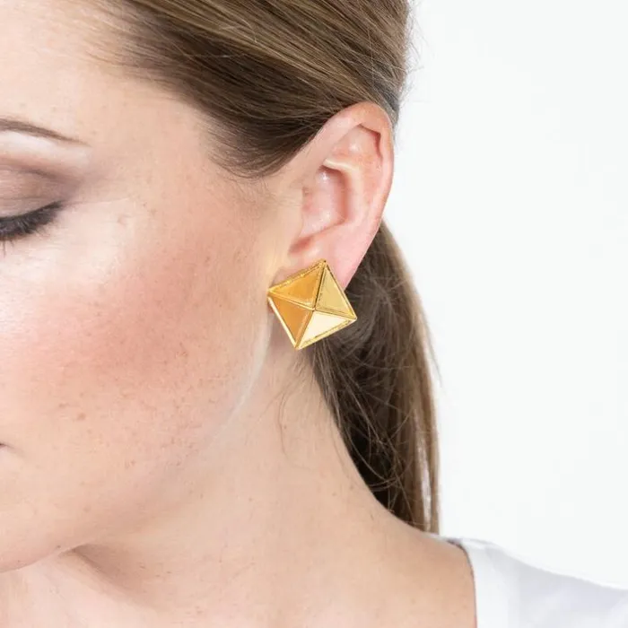 Kenneth Jay Lane Metallic Finish Earrings Women Satin Gold Pyramid Clip Earrings Kenneth Jay Lane Metallic Finish Earrings Women Satin Gold Pyramid Clip Earrings