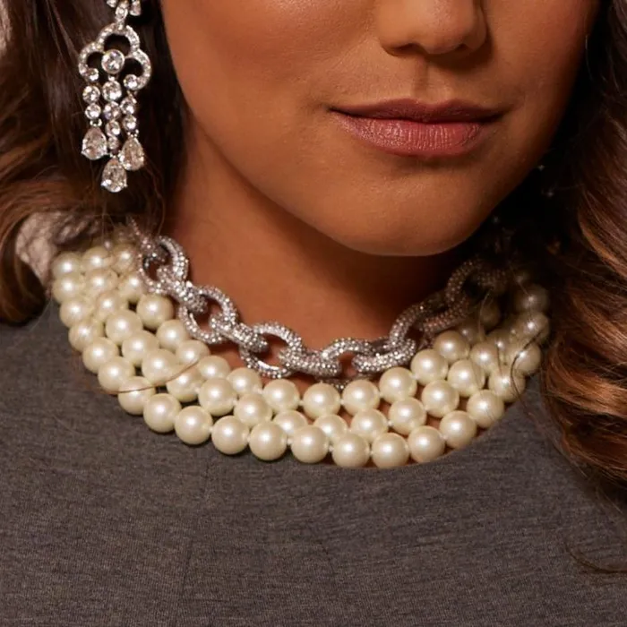 Kenneth Jay Lane Pearl Necklaces Women 3 Row Pearl Necklace With Silver Clasp Kenneth Jay Lane Pearl Necklaces Women 3 Row Pearl Necklace With Silver Clasp