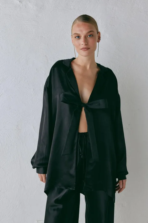 Long Sleeve Women VRG GRL Rae Satin Top Black