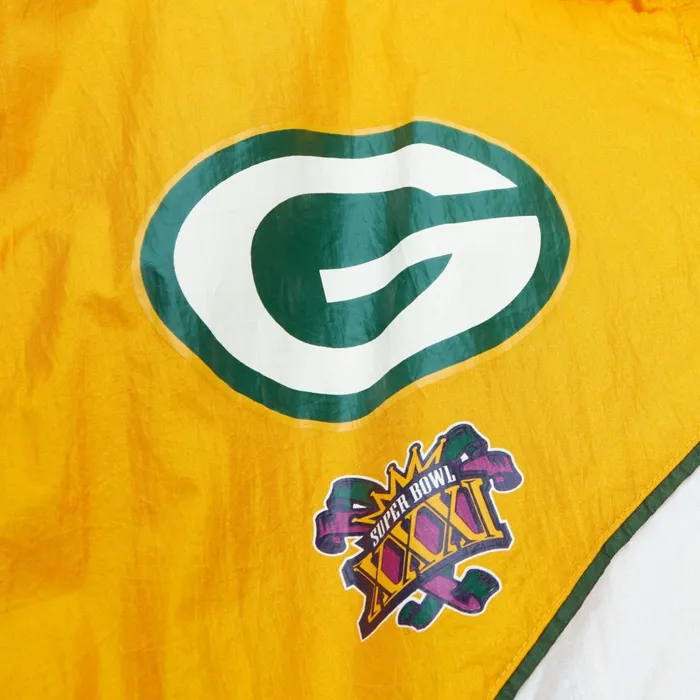 Men039s Jackets and Outerwear Mitchell and Ness Arched Retro Lined Windbreaker Green Bay Packers Men039s Jackets and Outerwear Mitchell and Ness Arched Retro Lined Windbreaker Green Bay Packers
