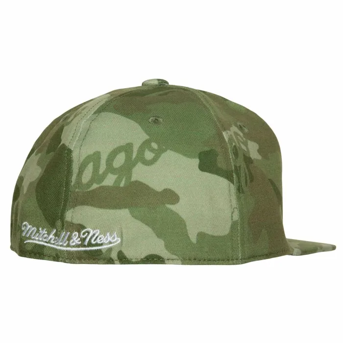Men039sWomen039s Fitted 163 Styles Mitchell and Ness Ghost Camo Stretch Fitted HWC Chicago Bulls Men039sWomen039s Fitted 163 Styles Mitchell and Ness Ghost Camo Stretch Fitted HWC Chicago Bulls