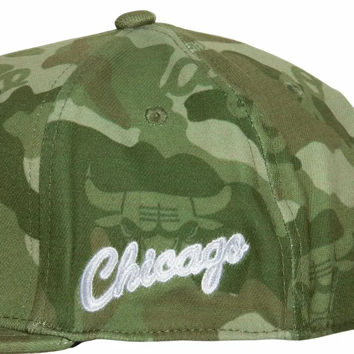 Men039sWomen039s Fitted 163 Styles Mitchell and Ness Ghost Camo Stretch Fitted HWC Chicago Bulls Men039sWomen039s Fitted 163 Styles Mitchell and Ness Ghost Camo Stretch Fitted HWC Chicago Bulls