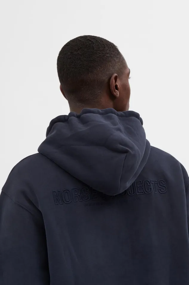 Men Norse Projects Sweatshirts Arne Relaxed Fleece N Logo Hoodie Dark Navy