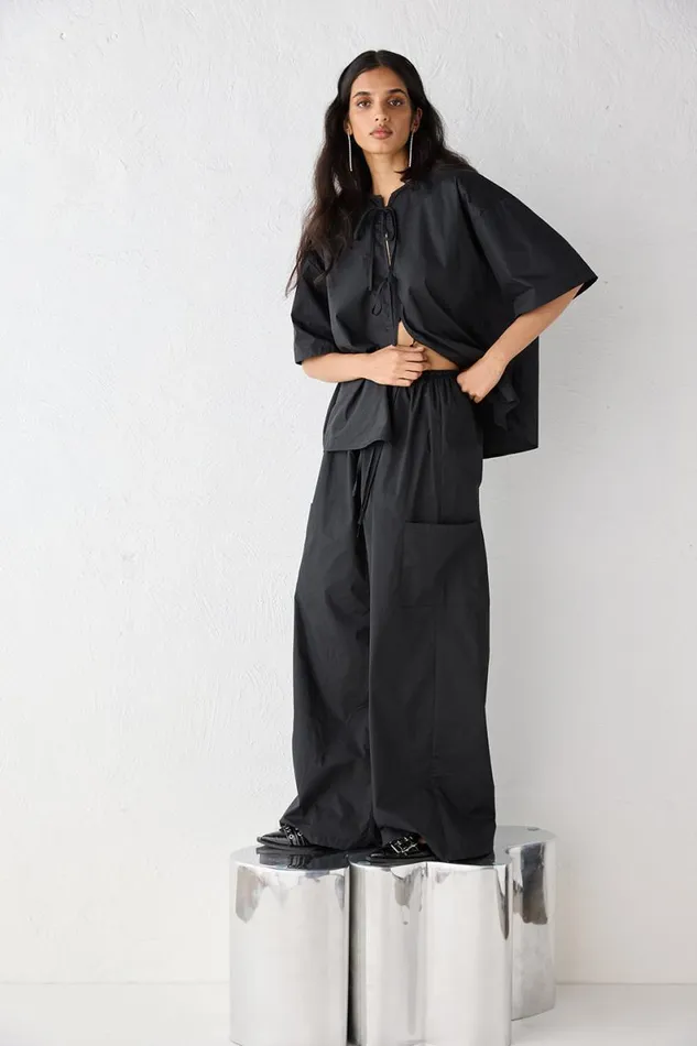 Pants Women VRG GRL Amaya Pants Black