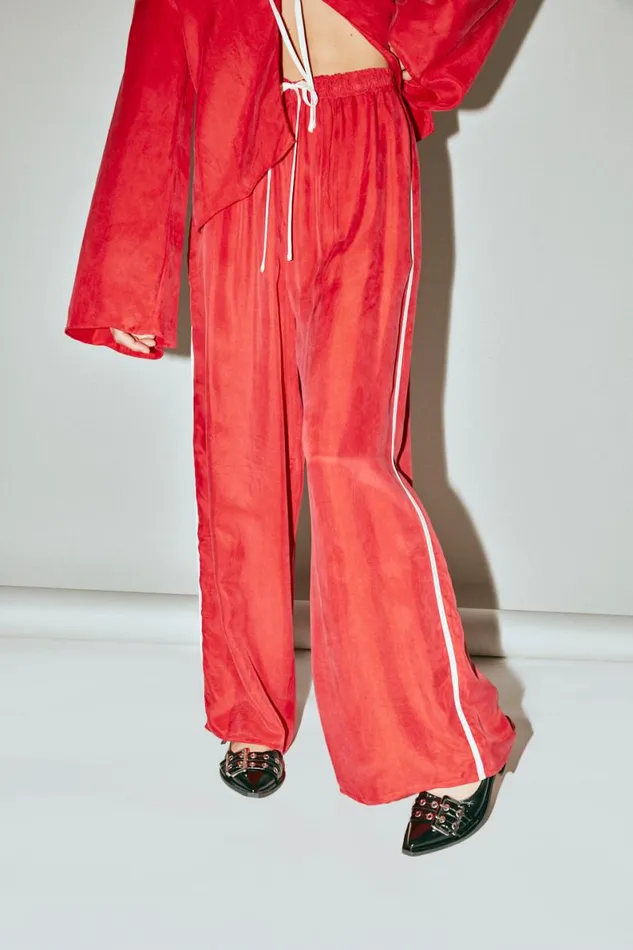 Pants Women VRG GRL Moonscapes Pants Chilli Pants Women VRG GRL Moonscapes Pants Chilli