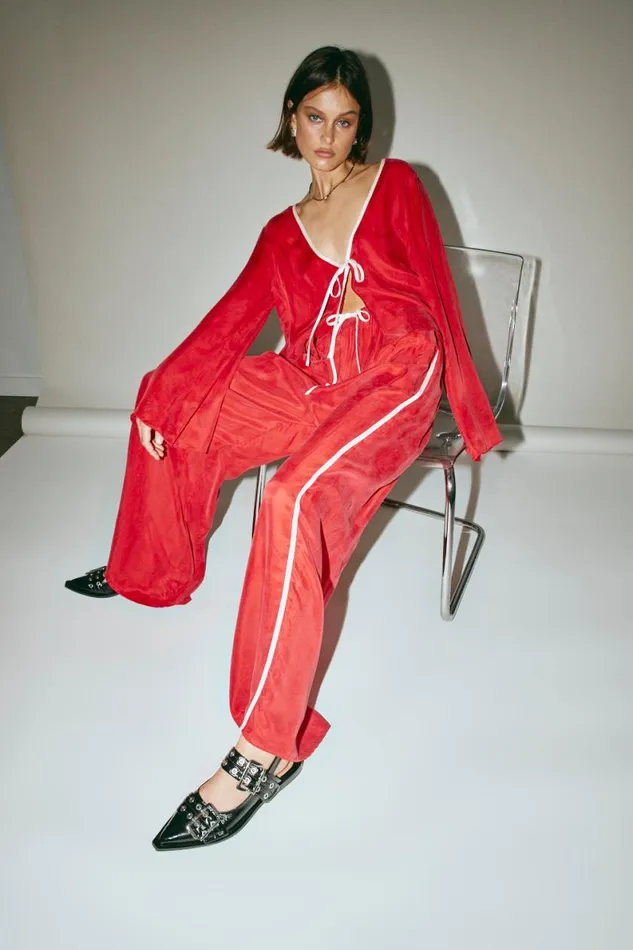 Pants Women VRG GRL Moonscapes Pants Chilli Pants Women VRG GRL Moonscapes Pants Chilli