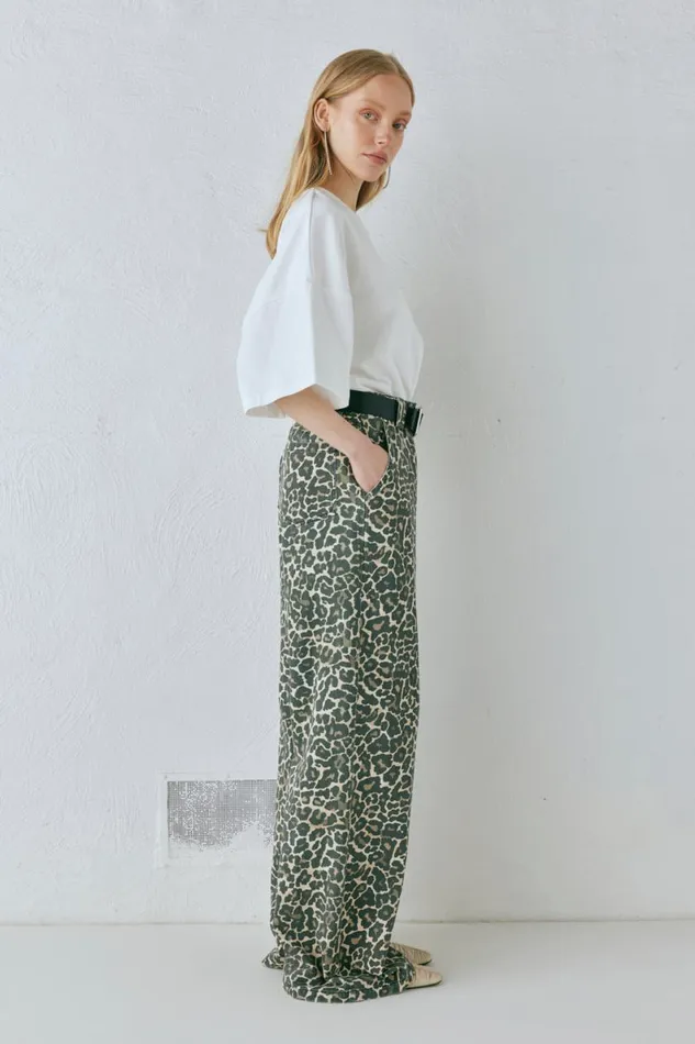 Pants Women VRG GRL Zia Denim Jeans Leopard Pants Women VRG GRL Zia Denim Jeans Leopard