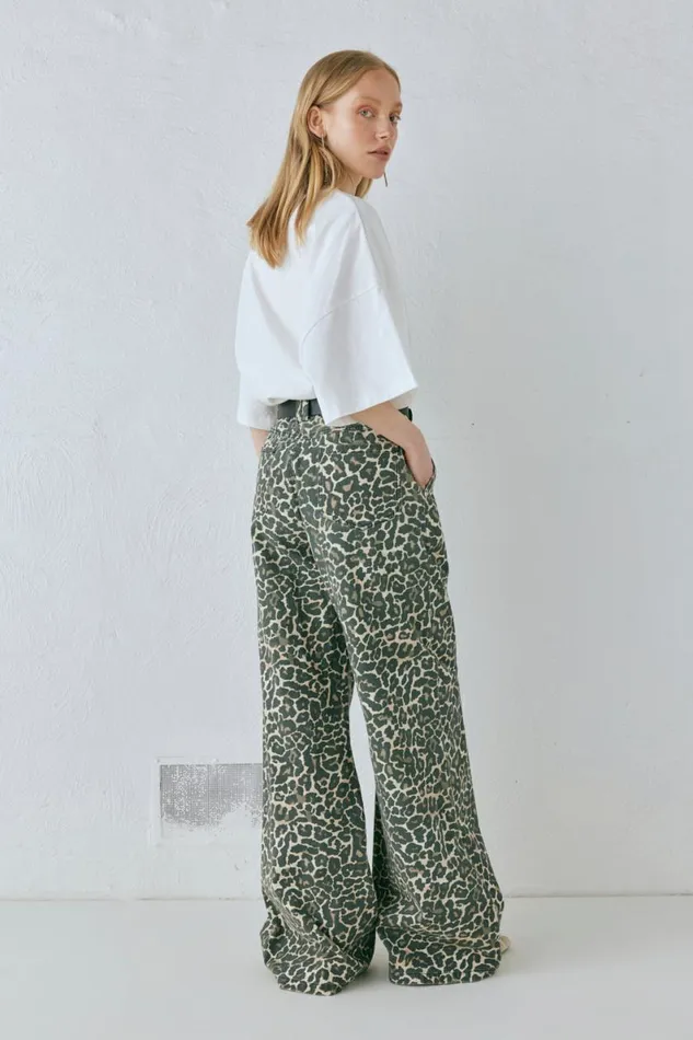 Pants Women VRG GRL Zia Denim Jeans Leopard Pants Women VRG GRL Zia Denim Jeans Leopard