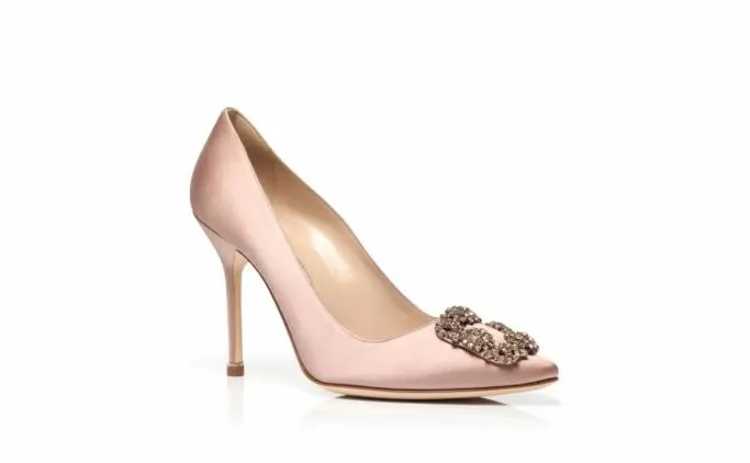 Pumps Women Manolo Blahnik HANGISIBeige Satin Jewel Buckle Pumps Pumps Women Manolo Blahnik HANGISIBeige Satin Jewel Buckle Pumps