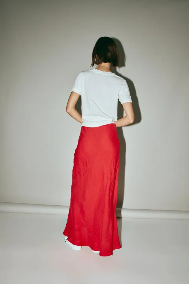 Sets Women VRG GRL Ena Linen Bias Cut Maxi Skirt Chilli Sets Women VRG GRL Ena Linen Bias Cut Maxi Skirt Chilli