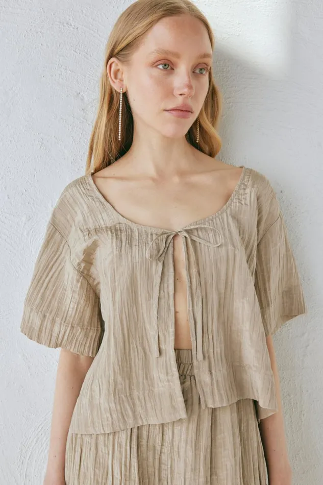 Short Sleeve Women VRG GRL The Sea and I Smock Top Taupe