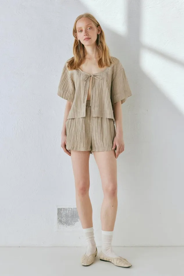 Short Sleeve Women VRG GRL The Sea and I Smock Top Taupe Short Sleeve Women VRG GRL The Sea and I Smock Top Taupe