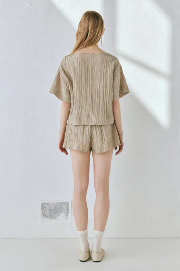 Short Sleeve Women VRG GRL The Sea and I Smock Top Taupe Short Sleeve Women VRG GRL The Sea and I Smock Top Taupe