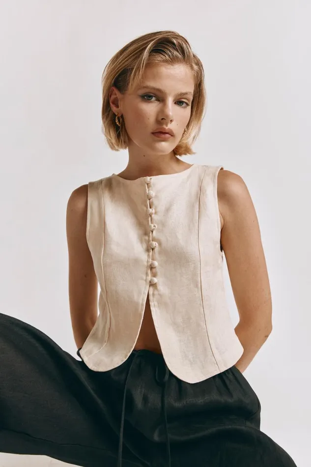 Sleeveless Women VRG GRL Celeste Linen Top Cream