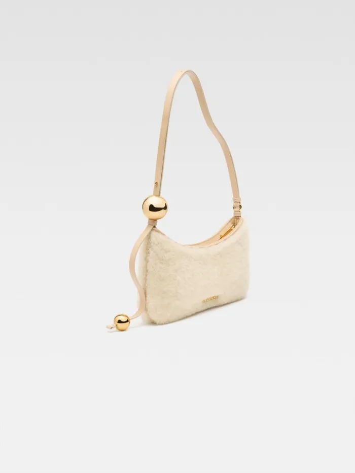The Bisou Perle Offwhite Women JACQUEMUS Shoulder Bags The Bisou Perle Offwhite Women JACQUEMUS Shoulder Bags