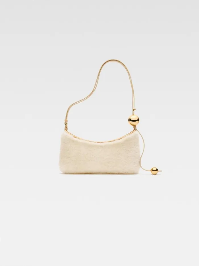 The Bisou Perle Offwhite Women JACQUEMUS Shoulder Bags The Bisou Perle Offwhite Women JACQUEMUS Shoulder Bags