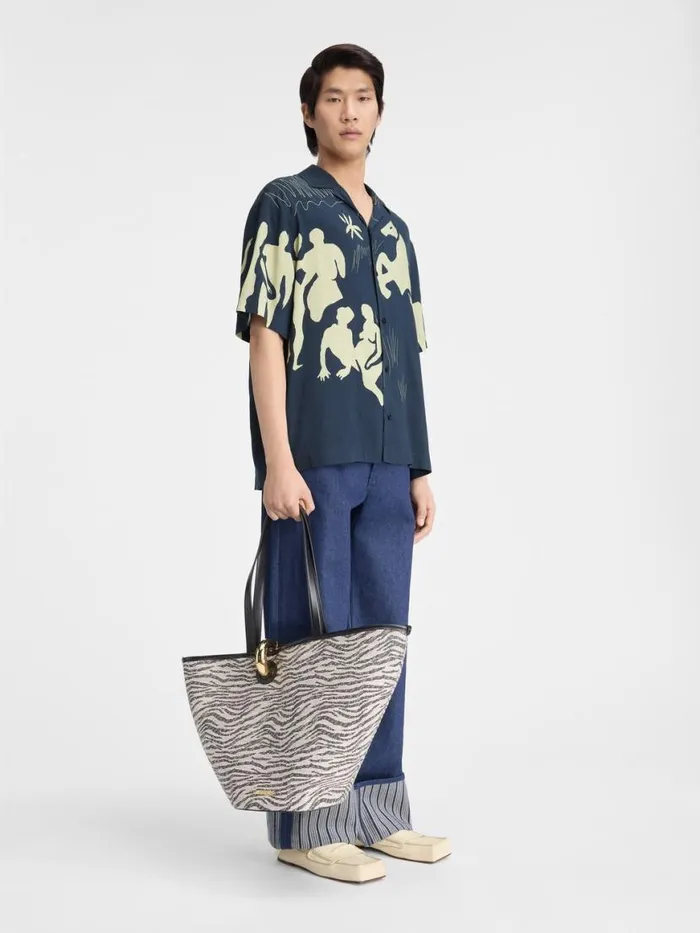 The Jean Shirt Print Horse Scene Navy Men JACQUEMUS Shirts The Jean Shirt Print Horse Scene Navy Men JACQUEMUS Shirts