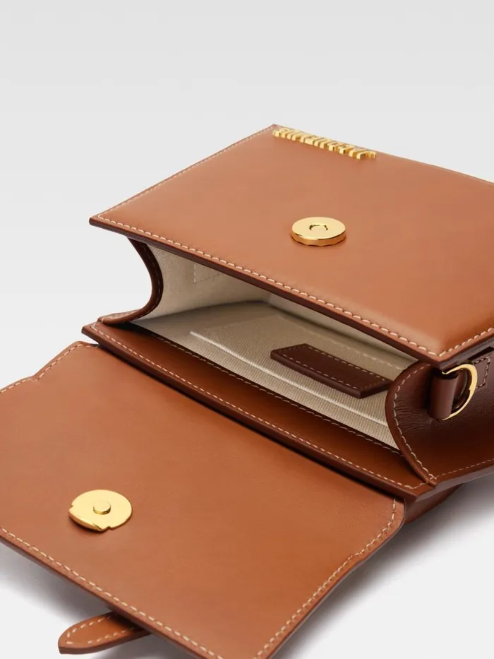 The Medium Chiquito With Buckle Light Brown Women JACQUEMUS Crossbody and Handbags The Medium Chiquito With Buckle Light Brown Women JACQUEMUS Crossbody and Handbags