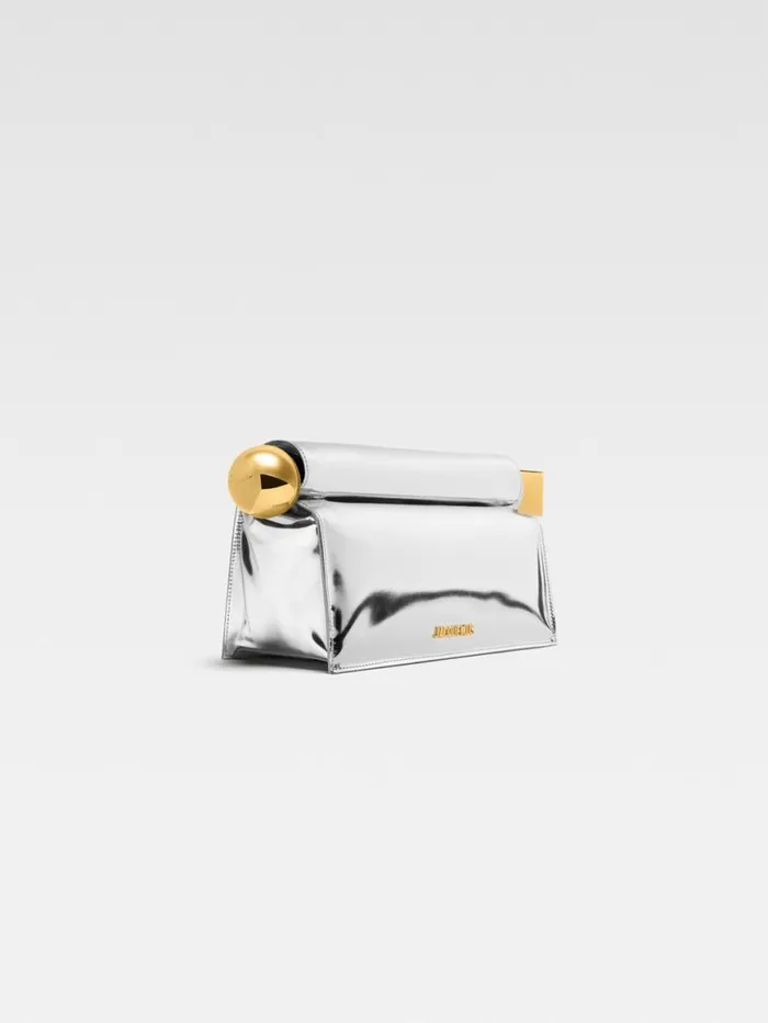 The Rond Carr Clutch Silver Women JACQUEMUS Crossbody and Handbags The Rond Carr Clutch Silver Women JACQUEMUS Crossbody and Handbags