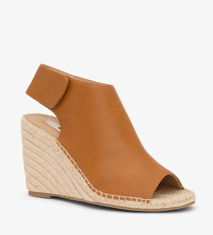 Women Acacia Vegan Wedge Heels Chili Matt and Nat Heels