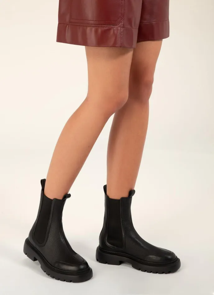Women Bally Boots Ginny Flat 8211 Leather Boots In Black