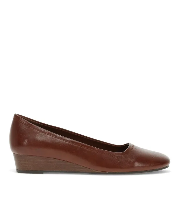Women Baretraps Dress Shoes Covette Wedge Slip On Mahogany Women Baretraps Dress Shoes Covette Wedge Slip On Mahogany