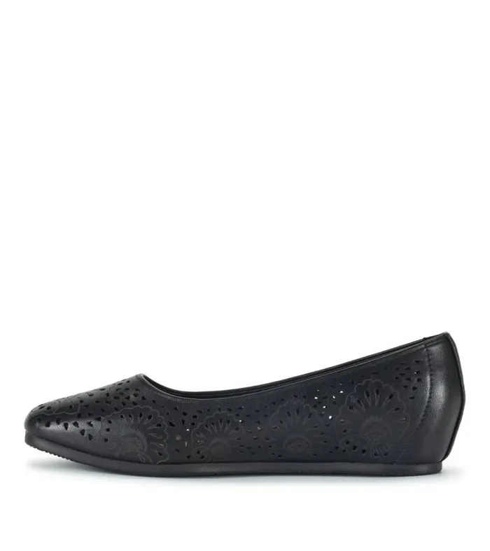 Women Baretraps Flats and Loafers Chika Casual Flat Black Women Baretraps Flats and Loafers Chika Casual Flat Black
