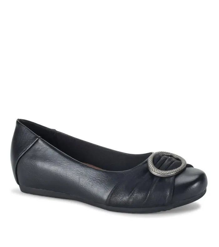 Women Baretraps Flats and Loafers Mabely Flat Black