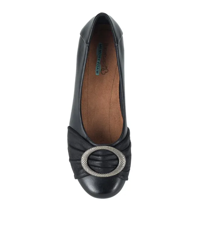 Women Baretraps Flats and Loafers Mabely Flat Black Women Baretraps Flats and Loafers Mabely Flat Black